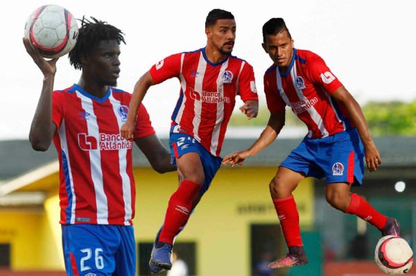 Las razones del fracaso del Olimpia en los últimos seis torneos de la Liga Nacional, según expertos