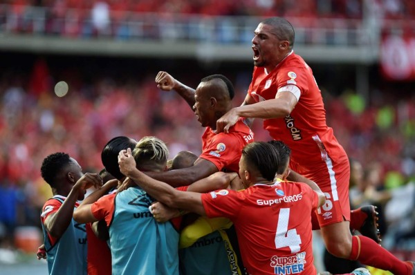 Alexandre Guimaraes regresa al trono al América de Cali y lo corona campeón en Colombia
