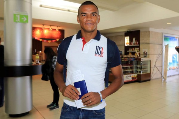 FENAFUTH lanza advertencia a equipo de Rony Martínez en China