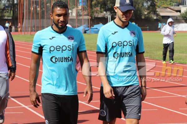 Reinieri Mayorquín entrenó por separado con el Motagua