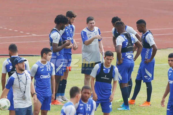 Sub-23 probó sus armas rumbo a Tokio frente a reservas de Real España