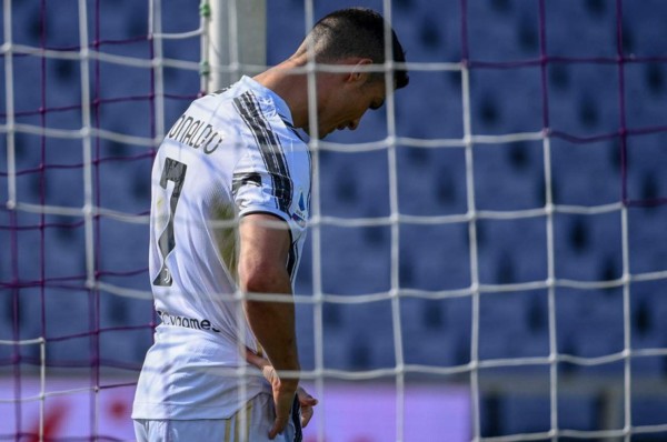 Destapan el duro momento que vive Cristiano Ronaldo: ''Está aislado, de mal genio y lejos de sus compañeros''