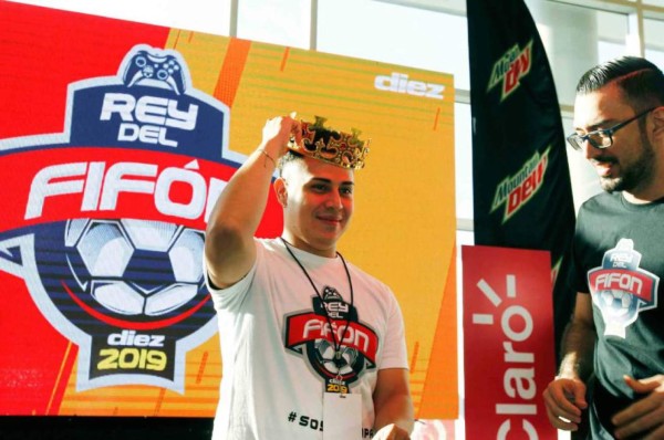 Mauricio Salomón se convierte en el nuevo Rey del Fifón Diez 2019