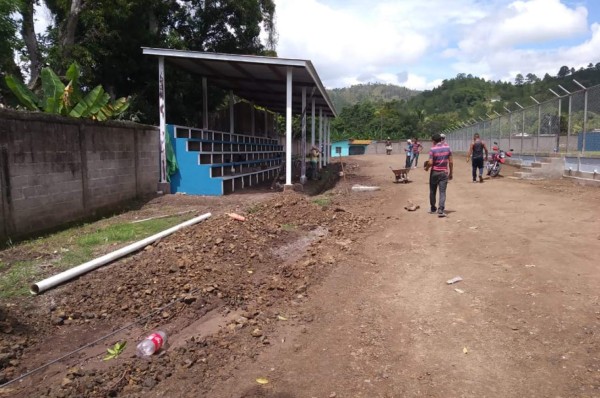 ¡Es una belleza! Conoce el nuevo estadio Municipal de Salamá, Olancho