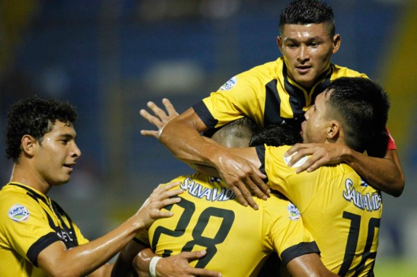 ¿Por qué ha cambiado el Real España del Clausura al equipo campeón del Apertura?