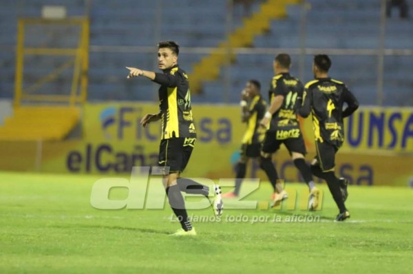 La rabieta de Arriaga, invitados de lujo en el Morazán y una historia de dolor y amor en las tribunas