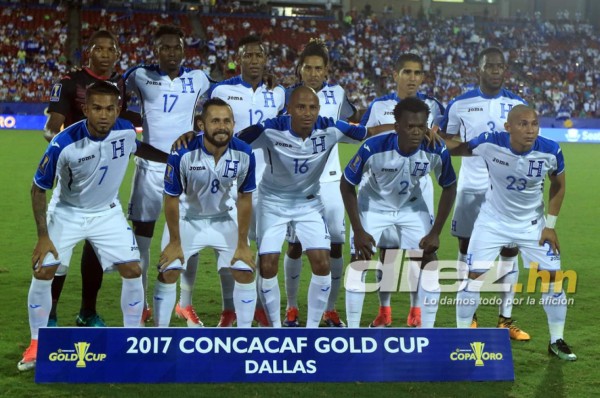 Honduras viaja este lunes hacia Phoenix para enfrentarse a México