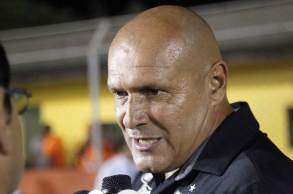 Wilmer Cruz: 'Estoy cansado de lidiar con tantas dificultades en esta institución'