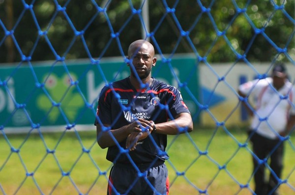 Costa Rica va por el título regional y el boleto a Copa América