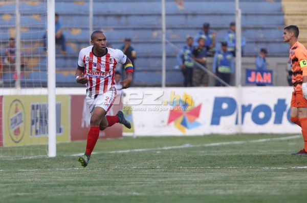 Olimpia oficializa tercera baja, Vida busca a ex mundialista de Argentina y Motagua presenta refuerzo