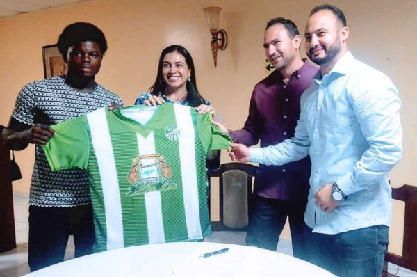 Fichajes: Olimpia sumaría fichaje 'top'; Franco Güity con ofertas afuera y un catracho a Tailandia