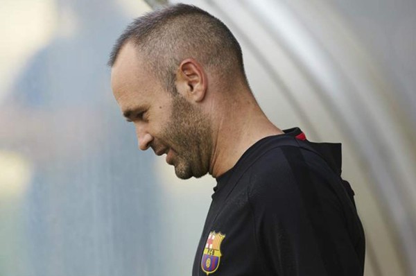 Iniesta: ''No hay ningún principio de acuerdo con el Barcelona''