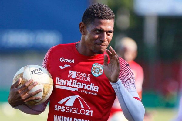 Héctor Vargas aprueba la llegada de Costly: 'Está entero y me parece que lo podemos sumar”