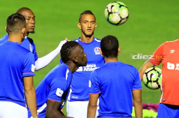 Diego Reyes: 'Tenemos que ser un equipo contundente en casa'