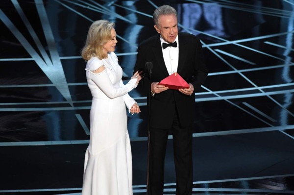 Warren Beatty le entregó premio al Real Madrid en 1958