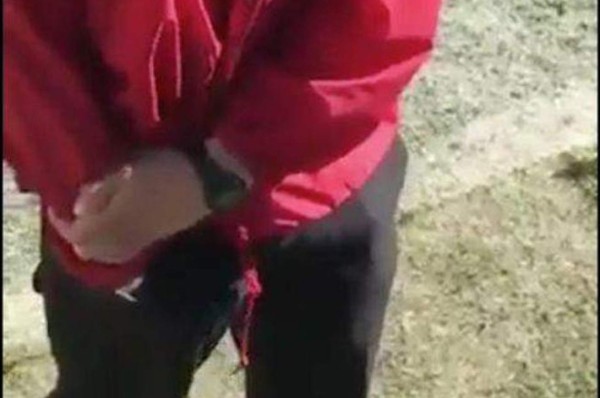 Miembro de seguridad en la NFL es captado masturbándose