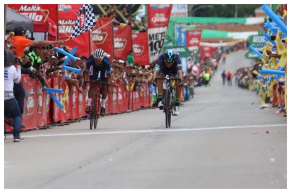 El Hondureño Luis López gana la tercera etapa de ciclismo en Guatemala