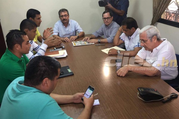 Árbitros solicitaron reunión pública y la Liga Nacional se negó
