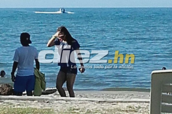 Alberth Elis e Isabel Zambrano, juntos en las playas de Puerto Cortés