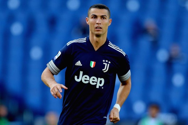 Desde una gasolinera hasta un bar: ¿Qué compraron con su primer sueldo estos deportistas?