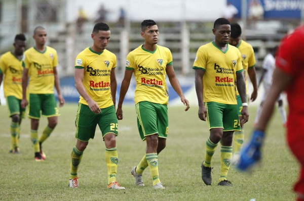 Asaltan a jugadores de Social Sol tras salir de la iglesia