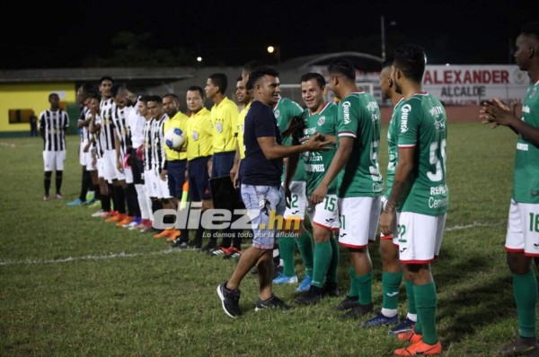 Homenaje y aplausos a Mariano Acevedo en amistoso para recaudar fondos por su enfermedad
