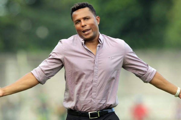 Carlos Pavón: 'No merecemos esto, ni tampoco la afición'