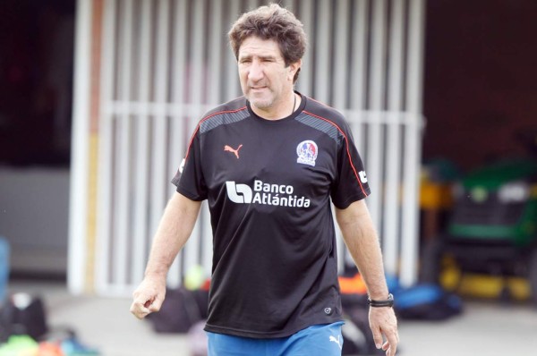 Héctor Vargas: 'Si me tengo que ir porque no se logra el objetivo, me voy con gusto”