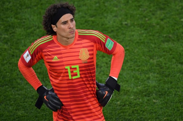 Roban la casa de los padres de 'Memo' Ochoa, el portero de México