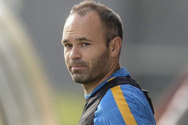 ¡Andres Iniesta es baja para el derbi contra el Espanyol!
