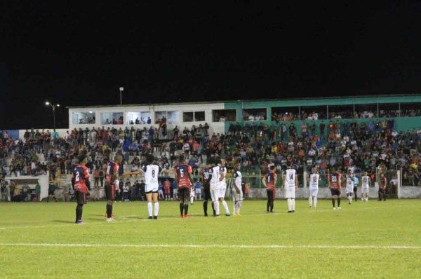 Independiente y Santos FC se reparten puntos en el clásico de Siguatepeque