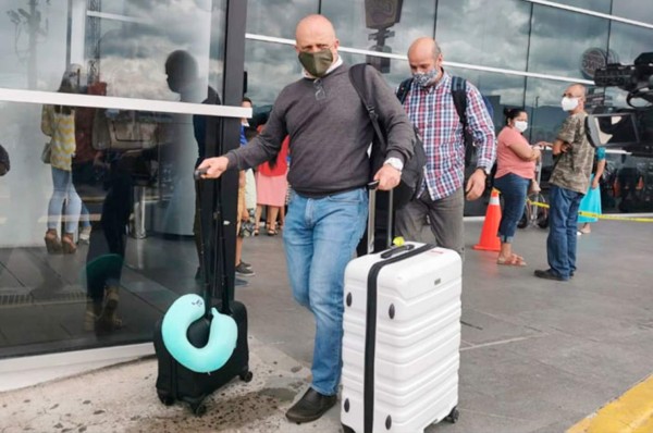 Las cinco razones por la que Fabián Coito debería estar trabajando en Honduras y no en Uruguay