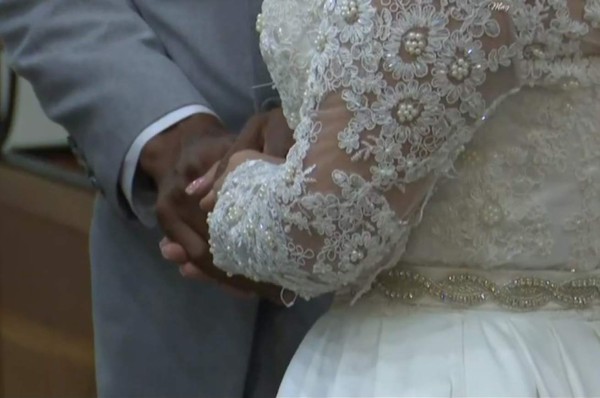 En la intimidad: Así fue la boda eclesiástica entre Carlo Costly y Tita Torres