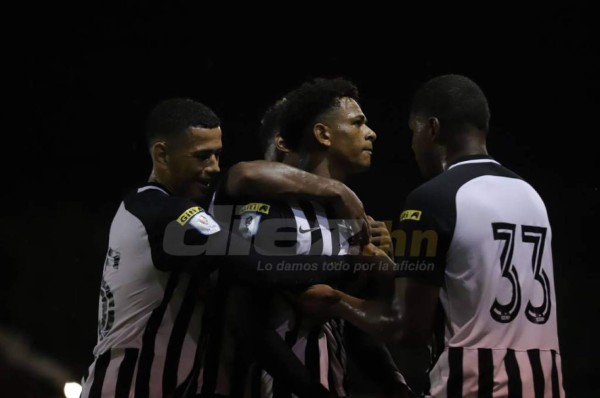 La rabieta de Arriaga, invitados de lujo en el Morazán y una historia de dolor y amor en las tribunas