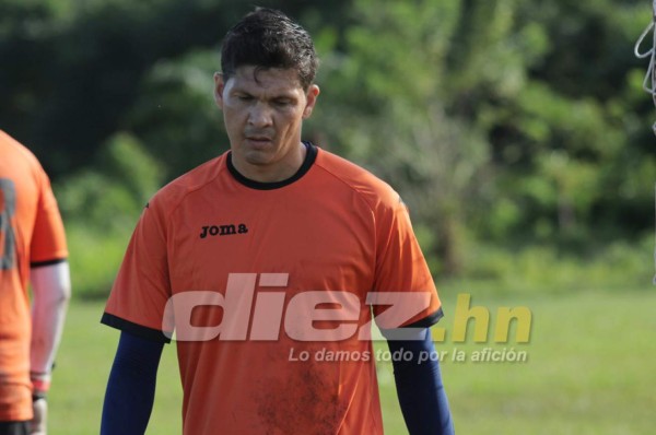 'Olimpia pasa solvente y nosotros con escasez': Ricardo Canales