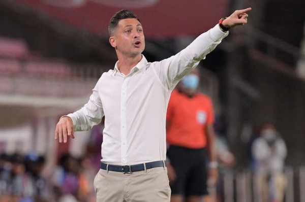 Técnico de Rumania tras el triunfo sobre Honduras en Tokio: 'Tuvimos un poco de suerte'