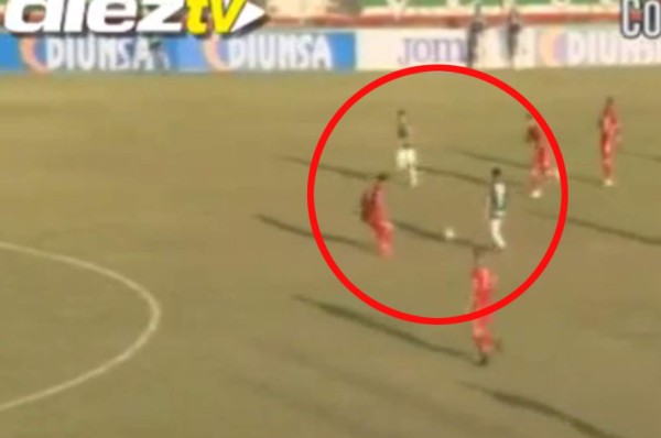 VIDEO: Hermano de Mario Berríos anota golazo con Marathón