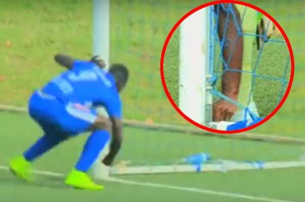 VIDEO: Desesperado futbolista realiza brujería para poder anotar