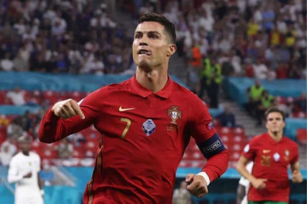 Eurocopa: '¿Cuántos años tiene? Cristiano Ronaldo quisiera tener mi potencia y puntería'