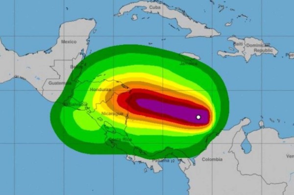 Avanza de manera rápida a Honduras y Nicaragua: Iota ya es un huracán categoría 4 y peligroso