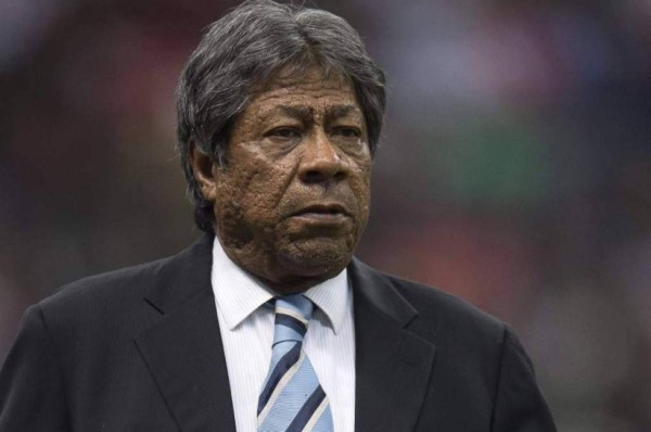 'Primitivo' Maradiaga acepta acercamientos para dirigir al Xelaju del fútbol de Guatemala