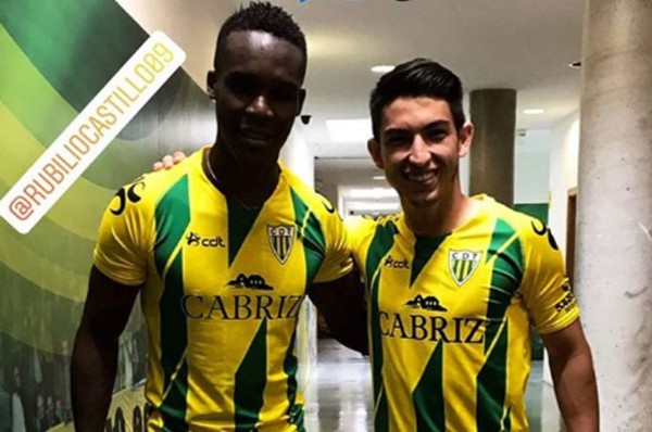 Rubilio Castillo y Jonathan Rubio ya posan juntos con la camiseta del Tondela