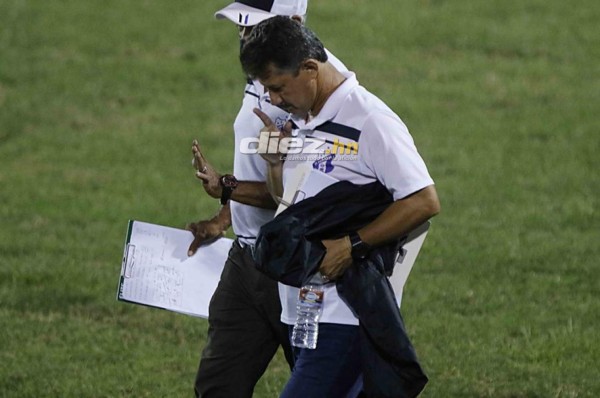 Mauro Reyes renuncia a su cargo tras la derrota ante Real España: 'Me da vergüenza esto'