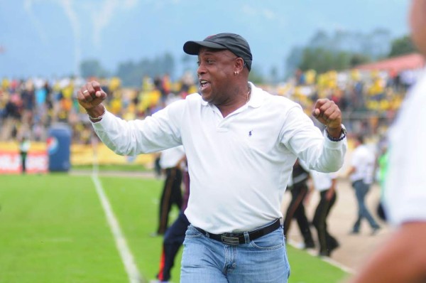 Pinto, Keosseián y Medford, entre los técnicos que han ganado ligas en diferentes países