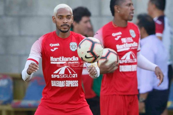 Mercado Honduras: Pedro Troglio anuncia fichaje en Olimpia; Real España y Marathón oficializan altas y bajas