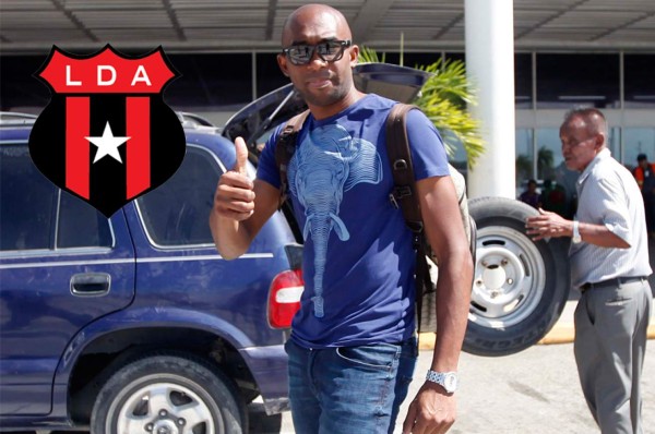 Jerry Palacios está 'oficialmente retirado' y ya calienta motores para ser entrenador