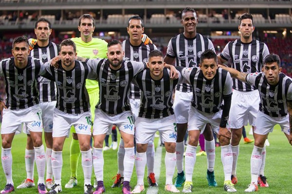 Brayan Beckeles y Necaxa a un paso de jugar liguilla en México