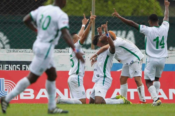 Platense debuta con triunfo y le estrena la corona a Motagua
