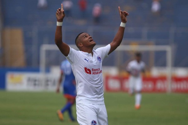 Rony Martínez: 'Lo importante es ganar, ya el juego bonito es después'