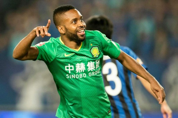 El delantero que no quiere regresar a China: 'Da miedo, ahora tengo que marcharme'